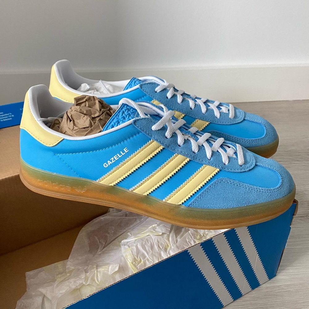 Adidas Gazelle Men's Blue and Yellow Casual Sneakers